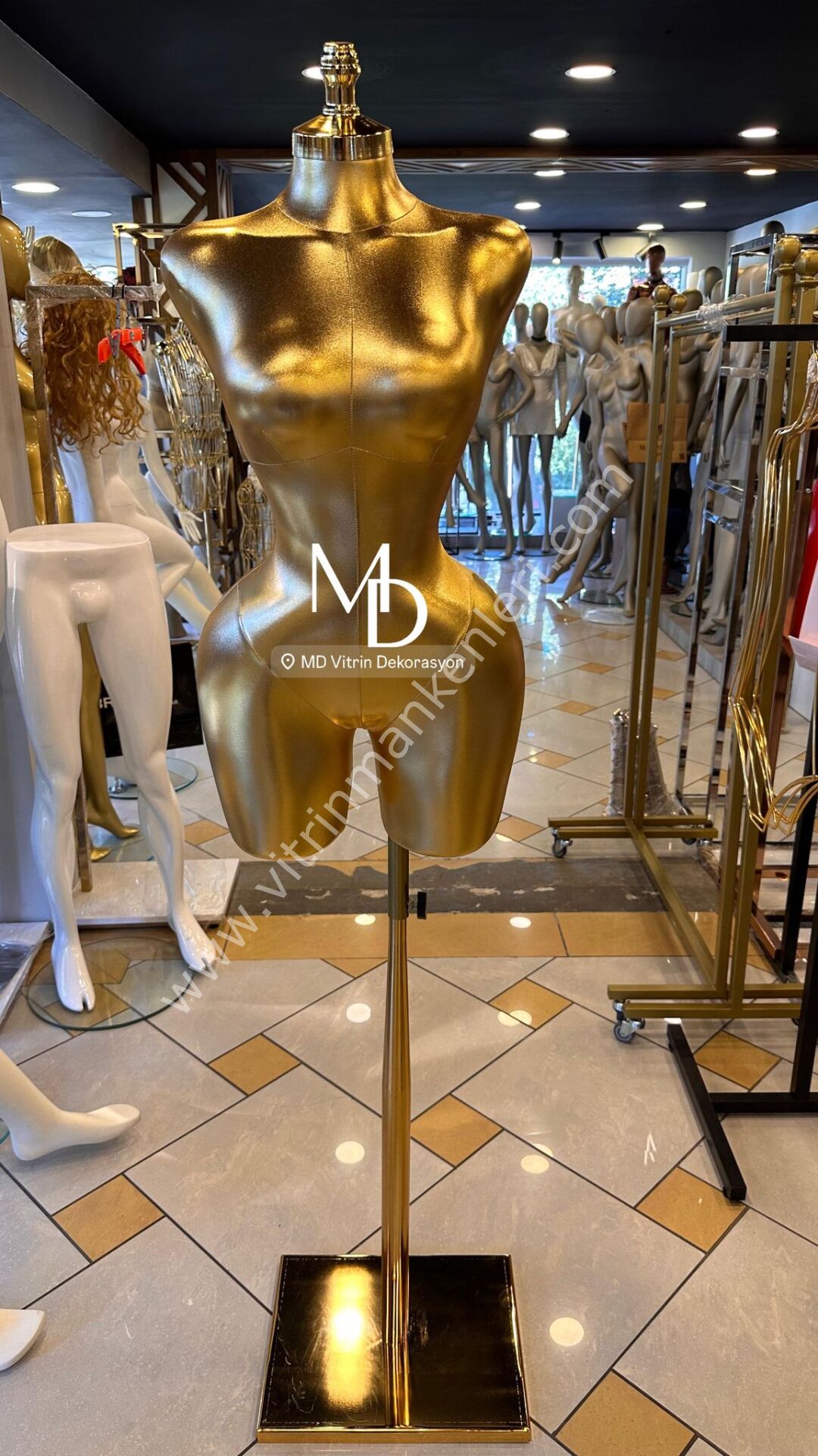 MD VİTRİN DEKORASYON 42 Beden Pantolon Giyebilen Gold Kumaşlı Gold Terzi Mankeni
