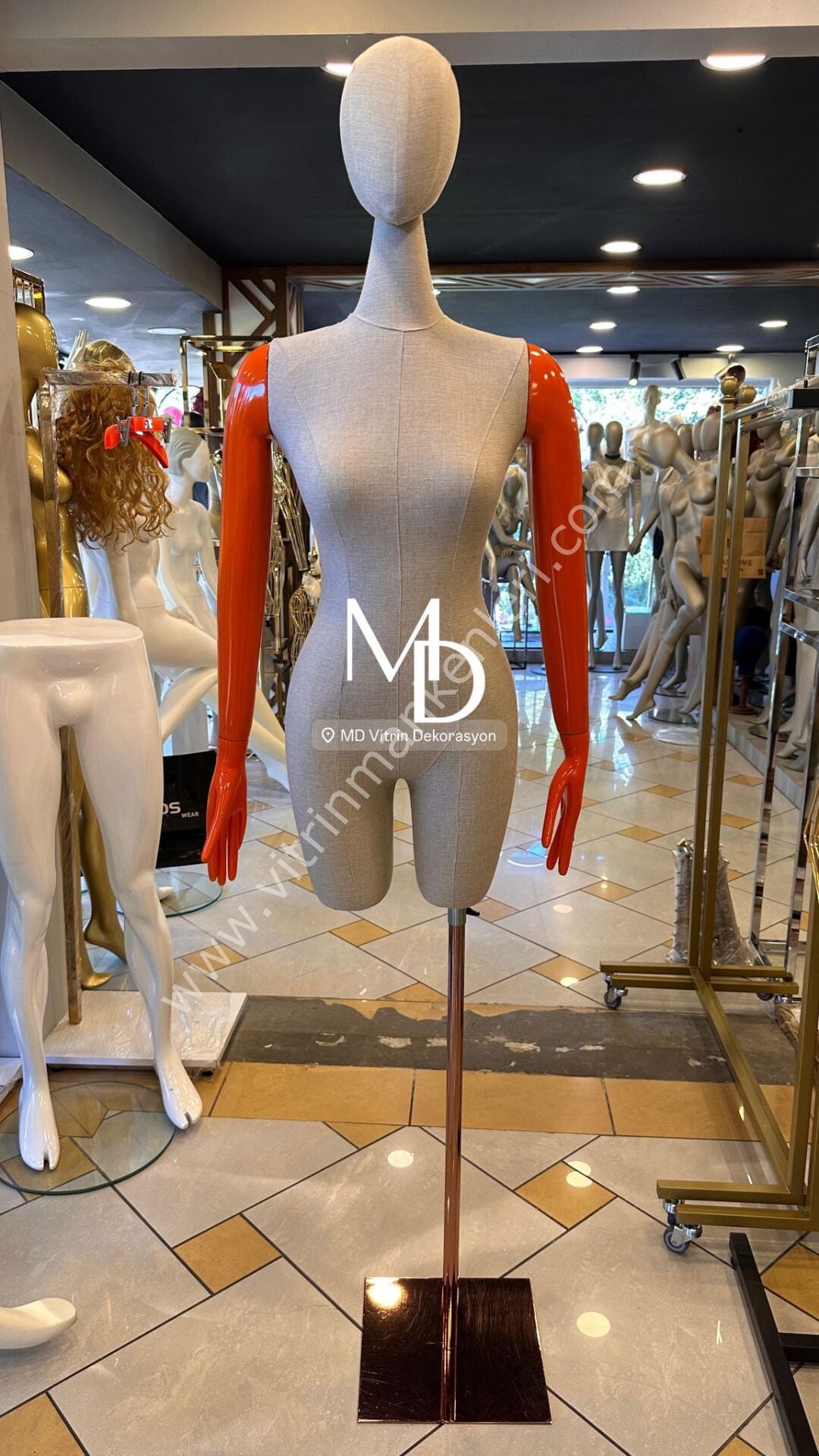 MD Vİtrin Dekorasyon Pantolon Giyebilen Polyester Kollu Terzi Mankeni Vitrin Mankeni