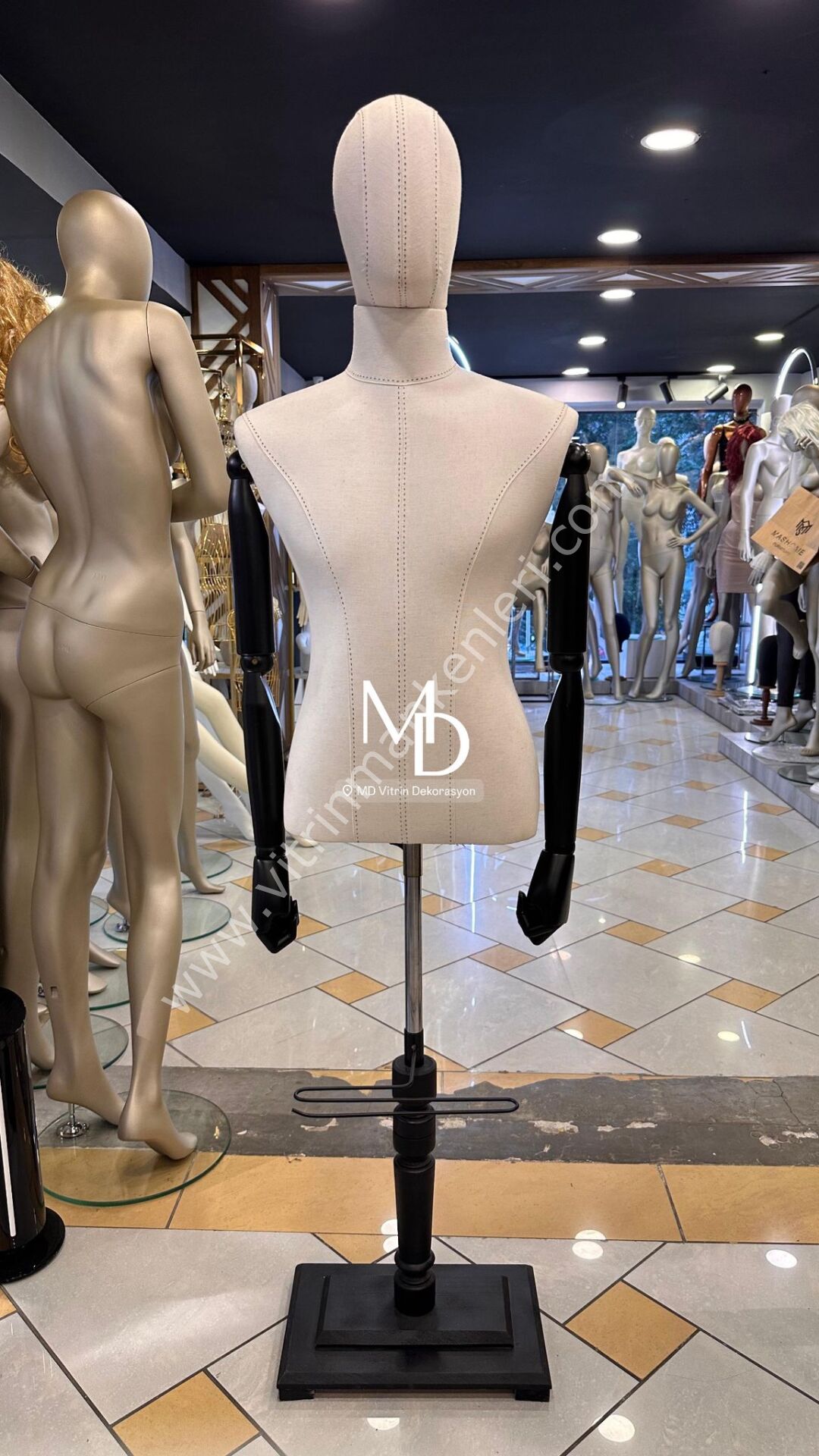 MD Vİtrin Dekorasyon 48 Beden Ahşap Kollu Erkek Büst TERZİ MANKENİ