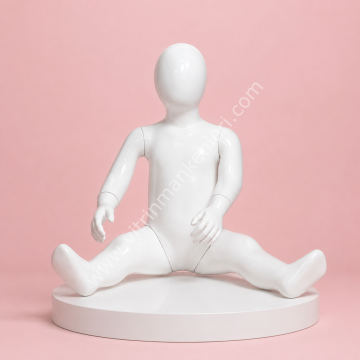 OTURAN ÇOCUK VİTRİN BOY MANKEN