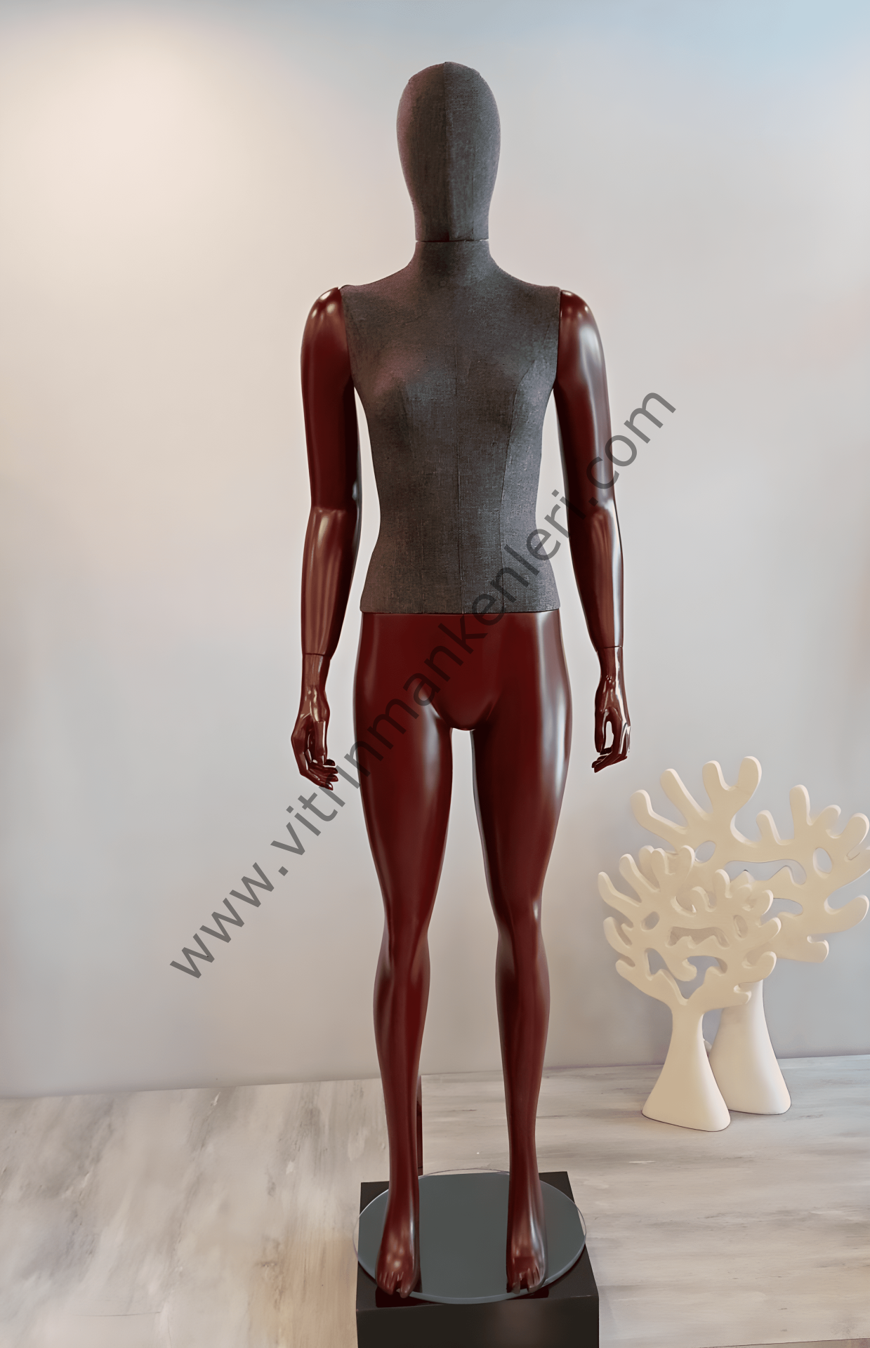 KUMAŞ Kaplamalı Bayan Polyester Vitrin Mankeni
