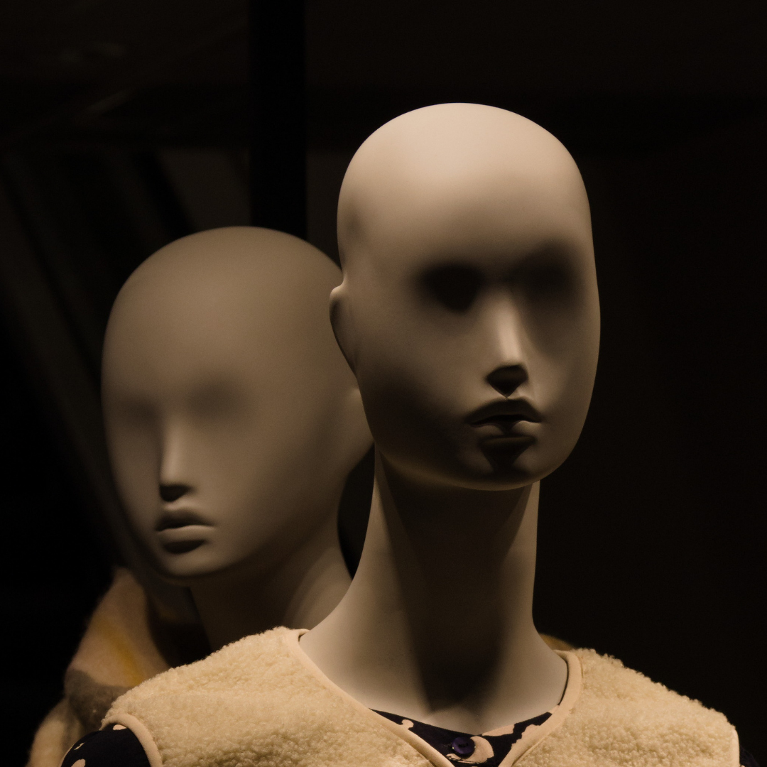 KADIN VİTRİN MANKENLERİ